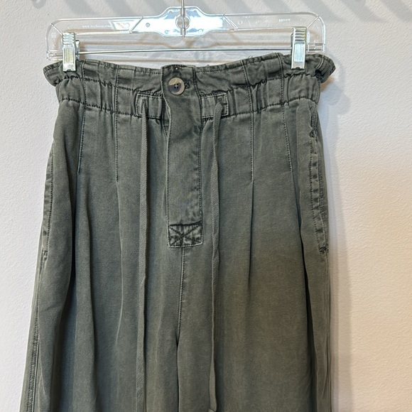 Free People Margate Pleated Trousers Pants Green Tapered Baggy Loose Size S - Picture 2 of 7